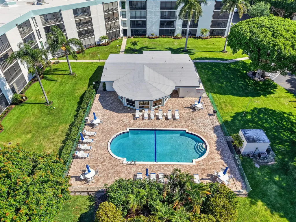 555 Banyan Tree Lane Delray Beach FL 33483