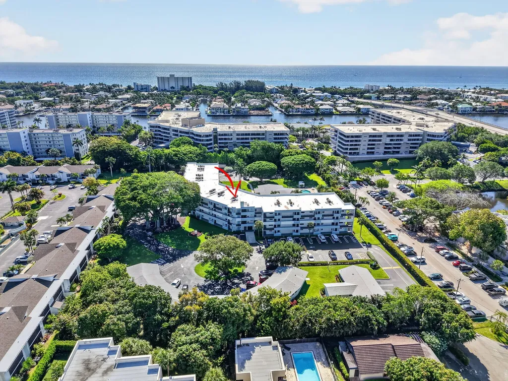 555 Banyan Tree Lane Delray Beach FL 33483