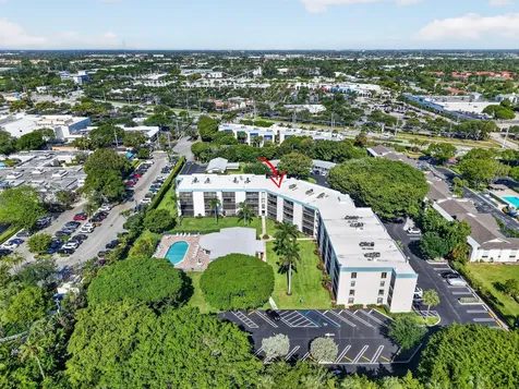 555 Banyan Tree Lane Delray Beach FL 33483
