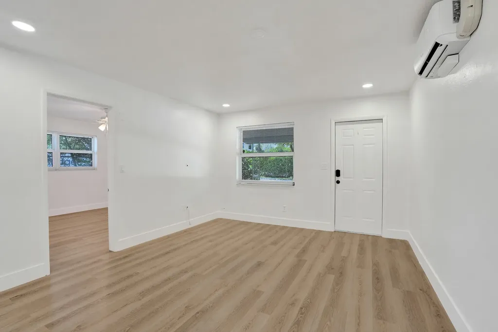 2018 NE 15th Street Fort Lauderdale FL 33304