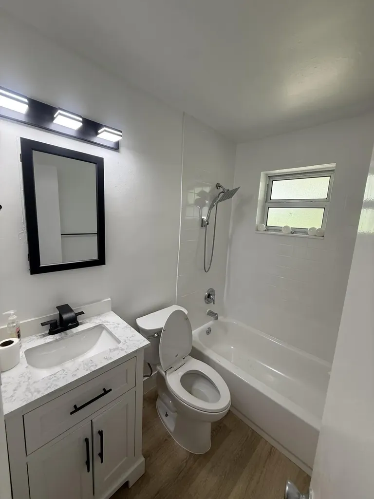 2018 NE 15th Street Fort Lauderdale FL 33304