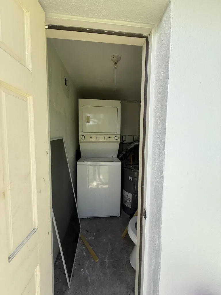 2018 NE 15th Street Fort Lauderdale FL 33304