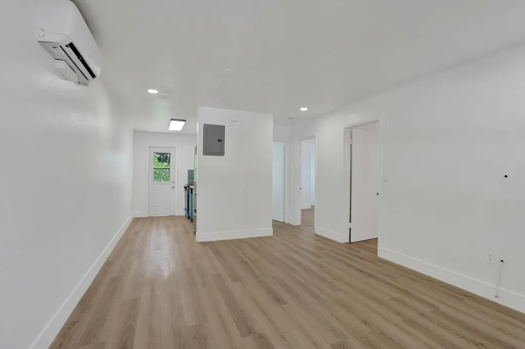 2018 NE 15th Street Fort Lauderdale FL 33304
