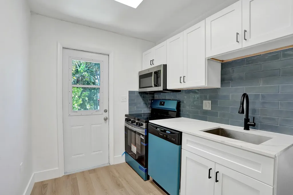 2018 NE 15th Street Fort Lauderdale FL 33304