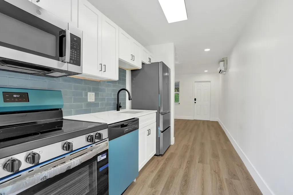 2018 NE 15th Street Fort Lauderdale FL 33304