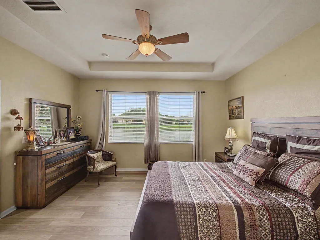 806 NW Rutherford Court Port St Lucie FL 34983