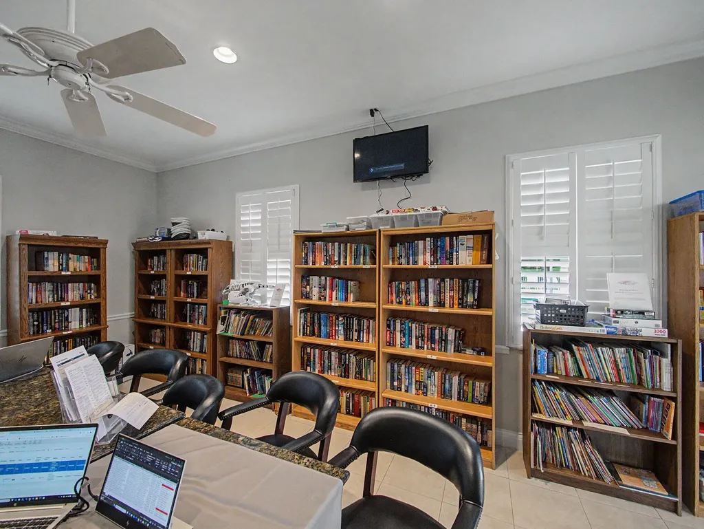 806 NW Rutherford Court Port St Lucie FL 34983