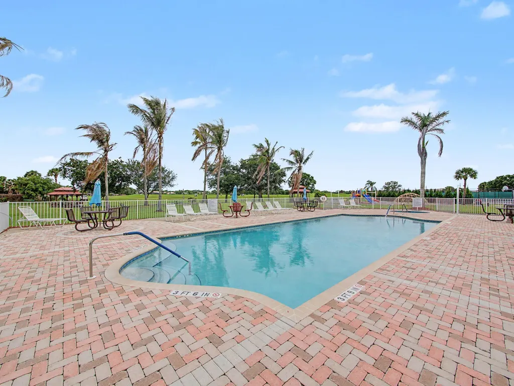 806 NW Rutherford Court Port St Lucie FL 34983