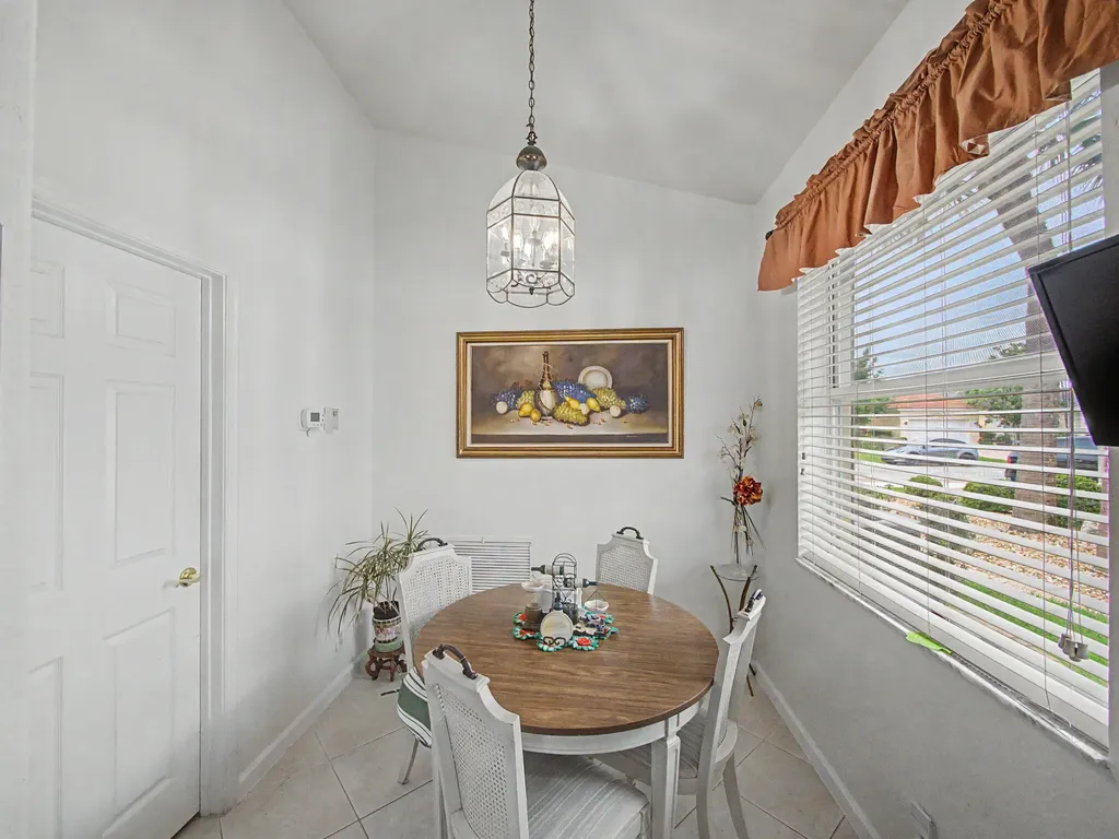 806 NW Rutherford Court Port St Lucie FL 34983