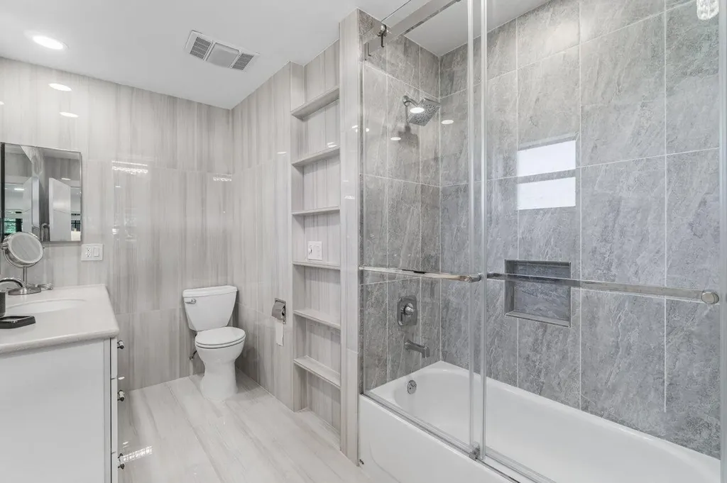 5605 Forest Oaks Terrace Delray Beach FL 33484