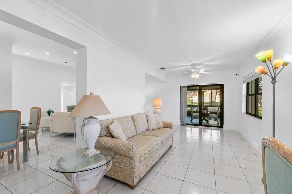 5605 Forest Oaks Terrace Delray Beach FL 33484