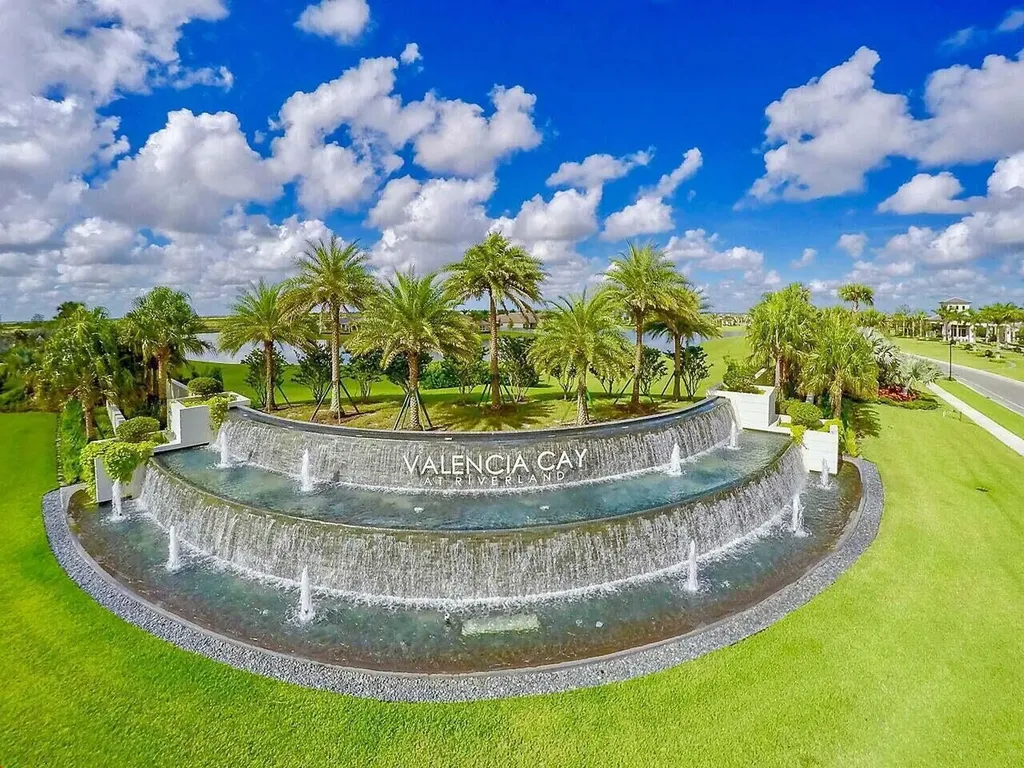 11403 SW Carlisle Crossing Avenue Port St Lucie FL 34987