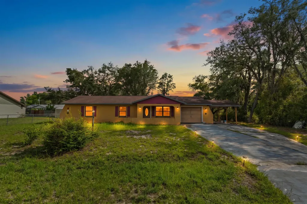 2907 N Lancaster Road Avon Park FL 33825