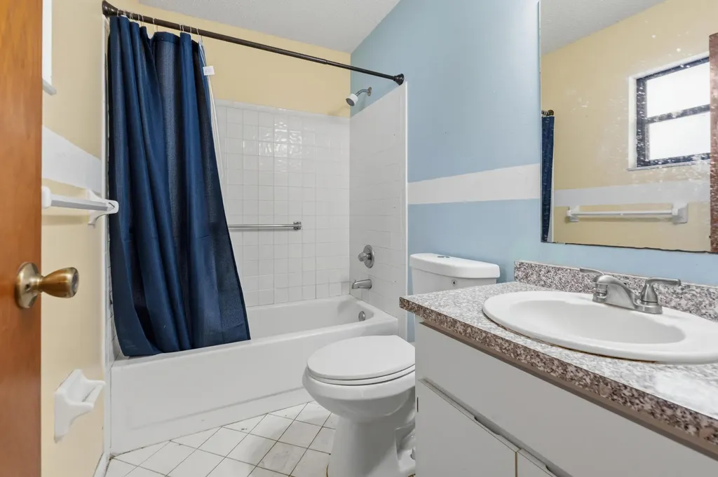 2907 N Lancaster Road Avon Park FL 33825