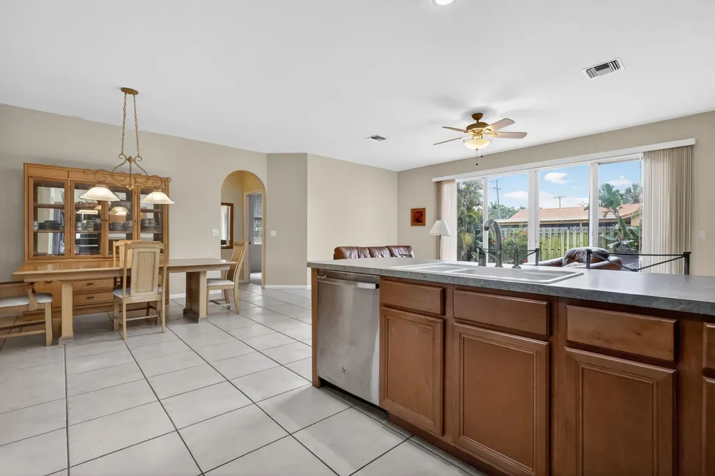 1701 Carson Avenue Lake Worth Beach FL 33460