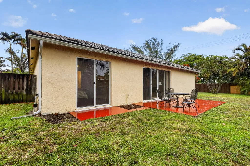 1701 Carson Avenue Lake Worth Beach FL 33460