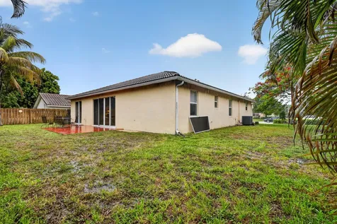 1701 Carson Avenue Lake Worth Beach FL 33460