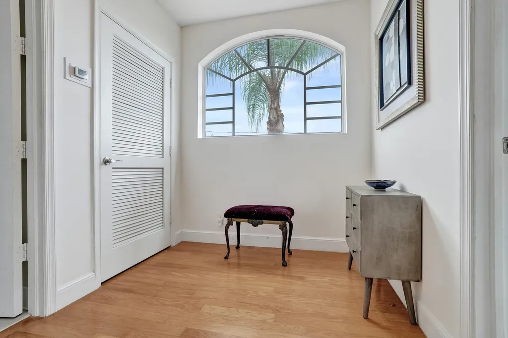 2610 NE 11th Court Fort Lauderdale FL 33304