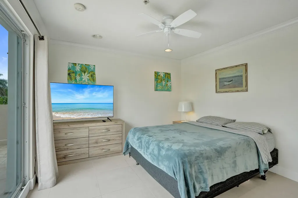 2610 NE 11th Court Fort Lauderdale FL 33304