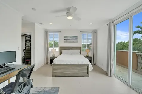 2610 NE 11th Court Fort Lauderdale FL 33304