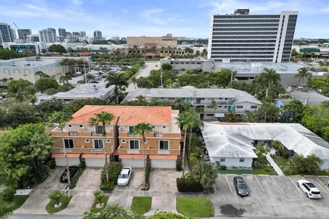 2610 NE 11th Court Fort Lauderdale FL 33304