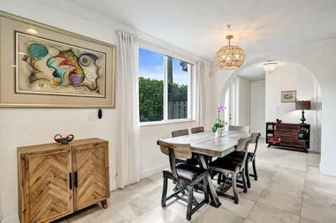 2610 NE 11th Court Fort Lauderdale FL 33304