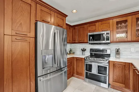 2610 NE 11th Court Fort Lauderdale FL 33304