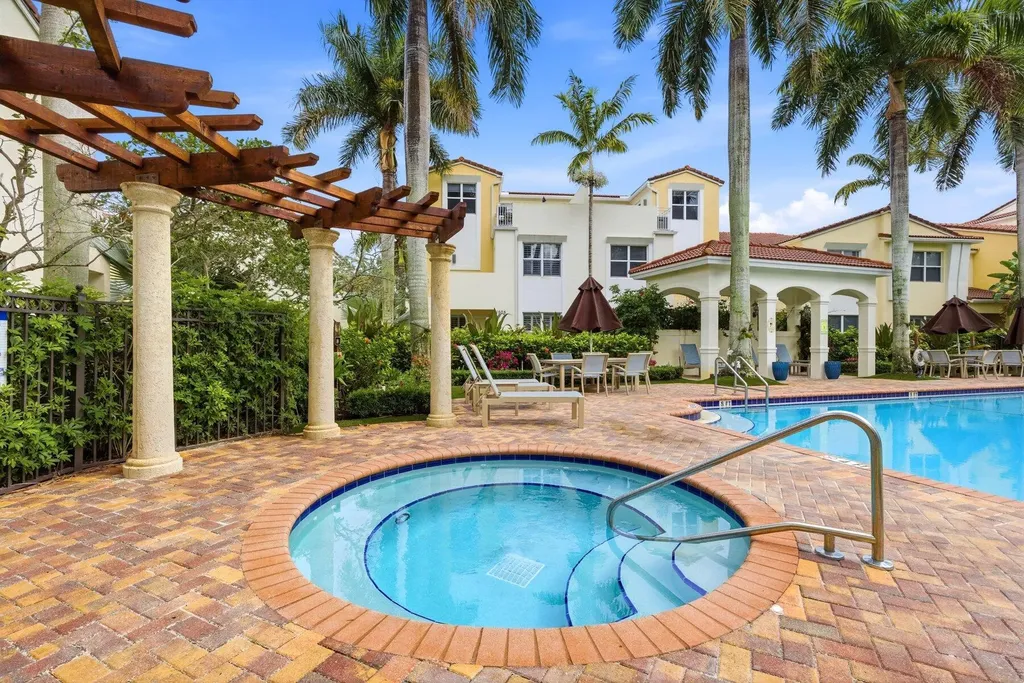 4831 NW 16th Terrace Boca Raton FL 33431