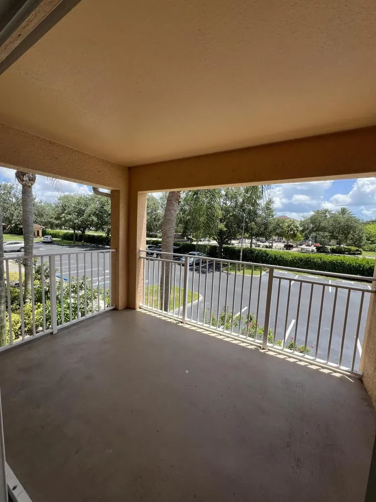 281 SW Palm Drive Port St Lucie FL 34986