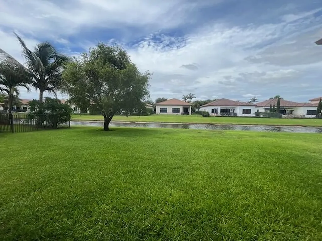 6326 Grebe Court Lake Worth FL 33463