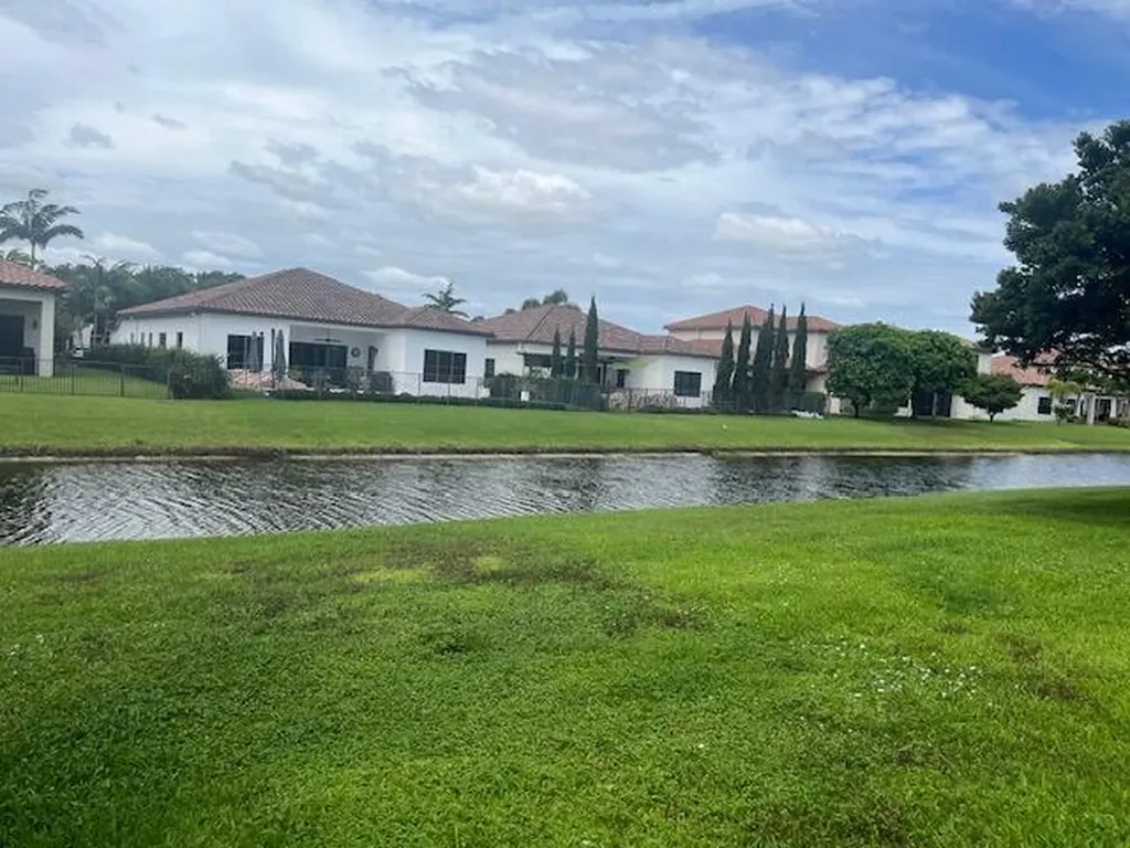 6326 Grebe Court Lake Worth FL 33463
