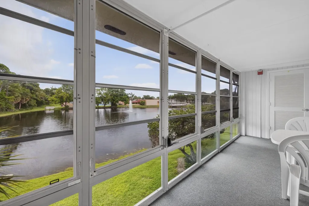1 Lake Vista Trail Port St Lucie FL 34952