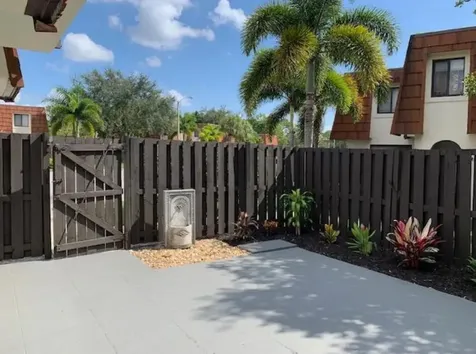 2228 White Pine Circle Greenacres FL 33415