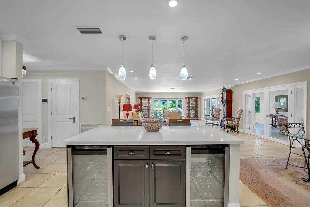 1019 E Cypress Drive Pompano Beach FL 33069