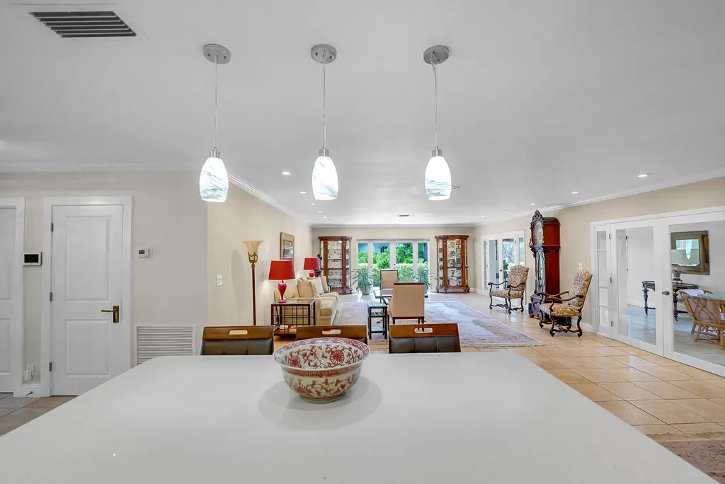 1019 E Cypress Drive Pompano Beach FL 33069