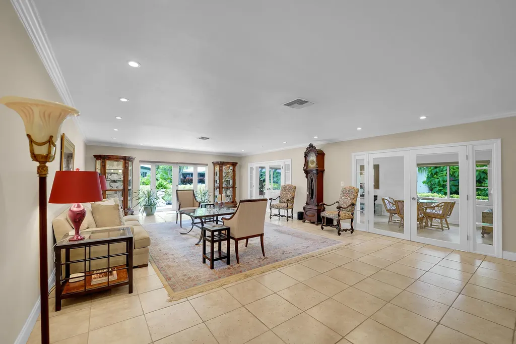 1019 E Cypress Drive Pompano Beach FL 33069