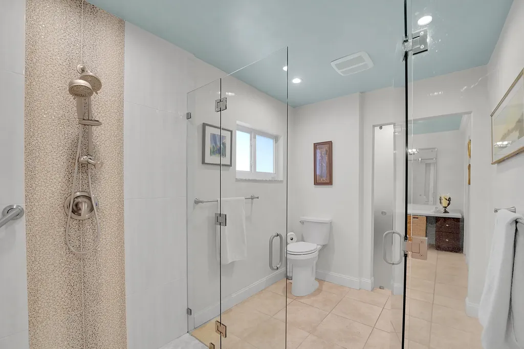 1019 E Cypress Drive Pompano Beach FL 33069