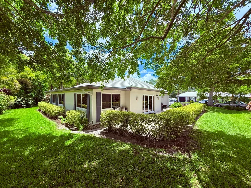 1019 E Cypress Drive Pompano Beach FL 33069