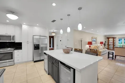 1019 E Cypress Drive Pompano Beach FL 33069