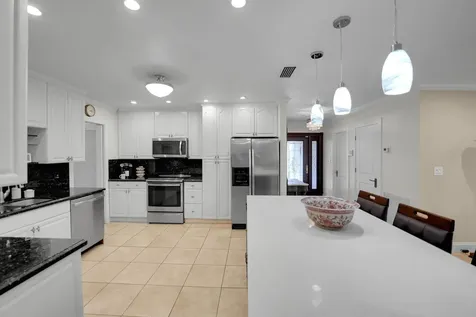 1019 E Cypress Drive Pompano Beach FL 33069