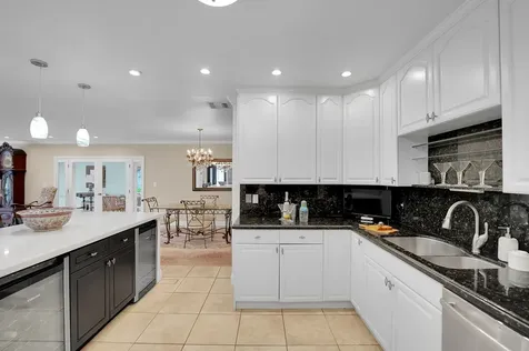 1019 E Cypress Drive Pompano Beach FL 33069