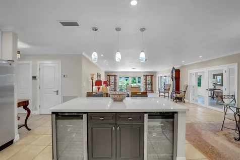 1019 E Cypress Drive Pompano Beach FL 33069