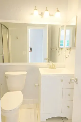 1001 SE 3rd Street Deerfield Beach FL 33441