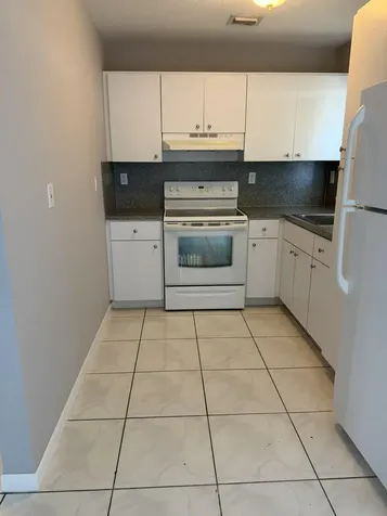 661 S Biscayne River Drive Miami FL 33169