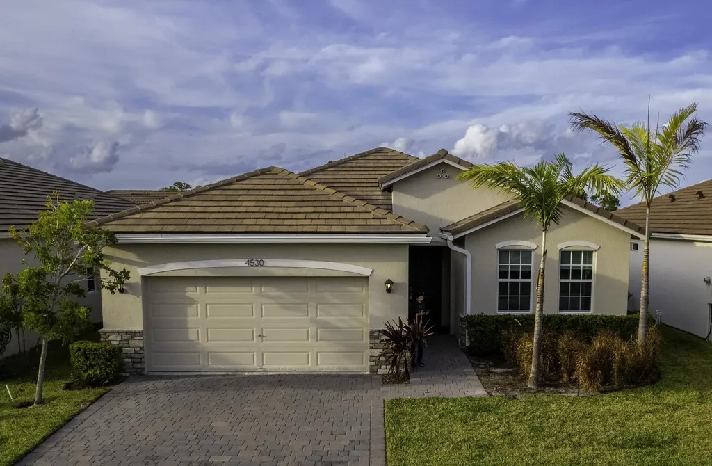 4530 NW Exchange Avenue Jensen Beach FL 34957