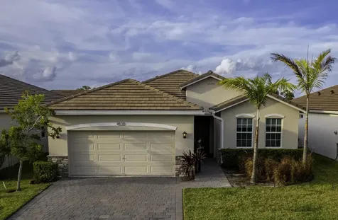 4530 NW Exchange Avenue Jensen Beach FL 34957