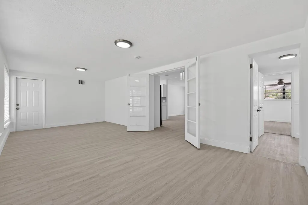 1048 SW 1st Terrace Pompano Beach FL 33060