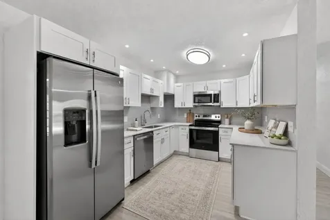 1048 SW 1st Terrace Pompano Beach FL 33060