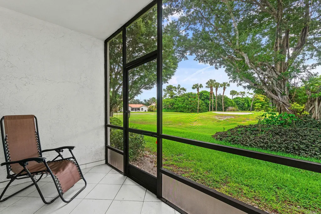 21506 Juego Circle Boca Raton FL 33433