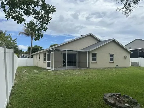 1042 NW 6th Avenue Boynton Beach FL 33426